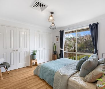 STUNNING FAMILY HOME IN A QUIET CUL DE SAC - Photo 6