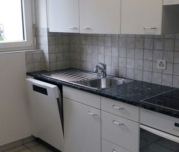 Stilvolle 3.5-Zimmer-Wohnung im Herzen von Dübendorf - Photo 2