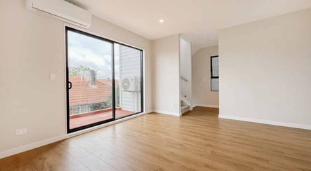 17B Hedley Road, Mount Roskill - Photo 3