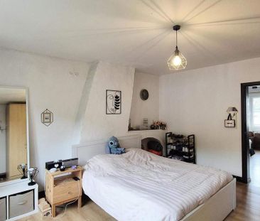 Appartement te huur in Liège voor € 550 met 1 slaapkamer - Photo 2