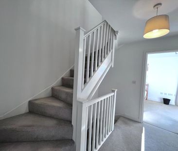 5 bedroom mews to rent - Photo 2
