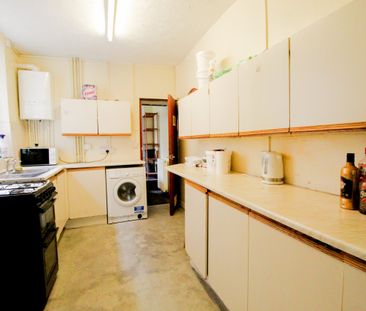 Stow Hill, Treforest, Pontypridd - Photo 4