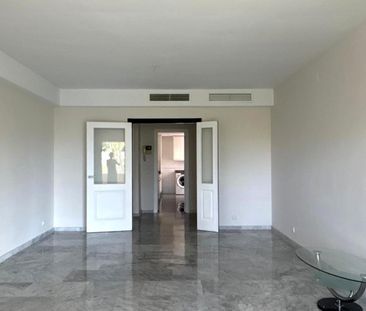 Apartamento 3 dormitorios en alquiler en Bahía de Marbella - Foto 3