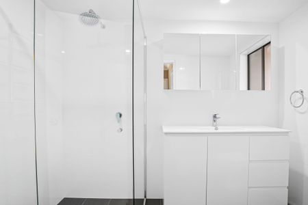 SPACIOUS TWO BEDROOM UNIT - Photo 4