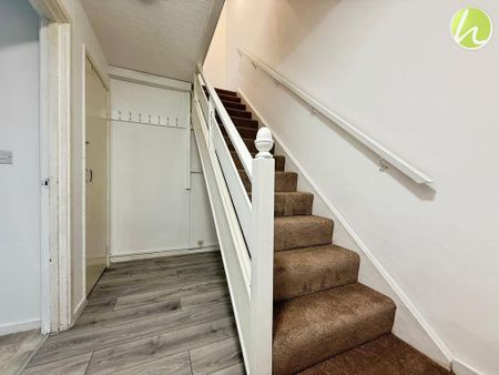 3 bedroom terraced house to rent - Photo 5