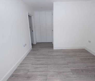 Dragon Court, Booth Road, Colindale, NW9 - Photo 2