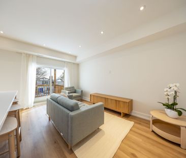 For Lease - 29 Hatherley Road Unit# B, Toronto, Ontario - Photo 2
