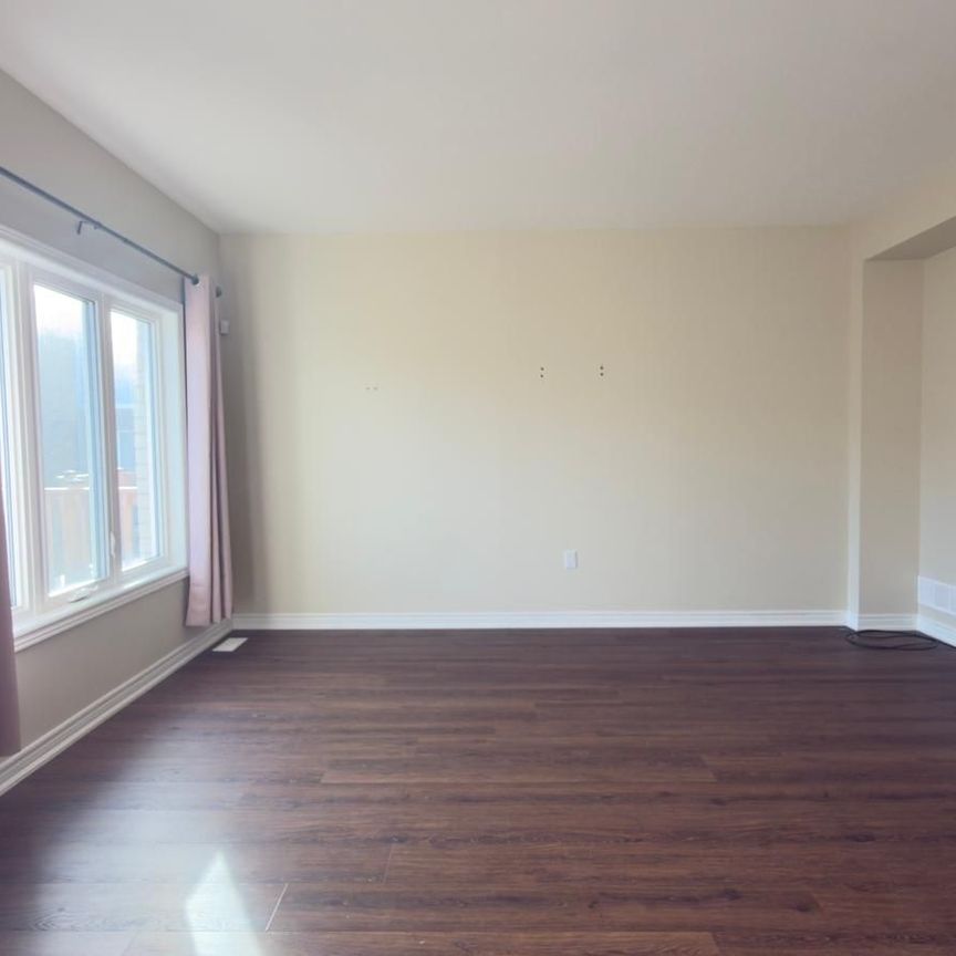 For Lease - 26 Sunflower Place, Welland, Ontario - Photo 1