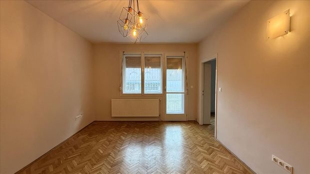 Kiadó felújított lakás - Debrecen - Fotó 1