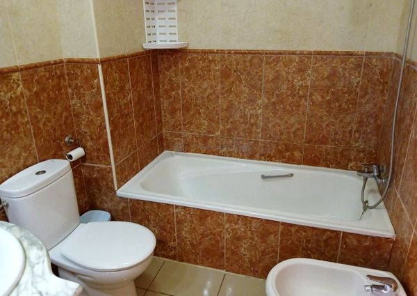 Se alquila en Costa del silencio apartamenti de 2 dormitorios