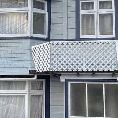 large bedroom with kitchen in Mt Victoria - Photo 1