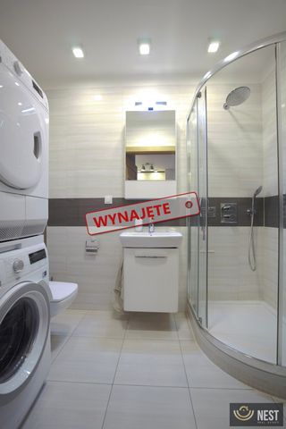 Dwupokojowe mieszkanie na zamkniętym osiedlu ! - Photo 5