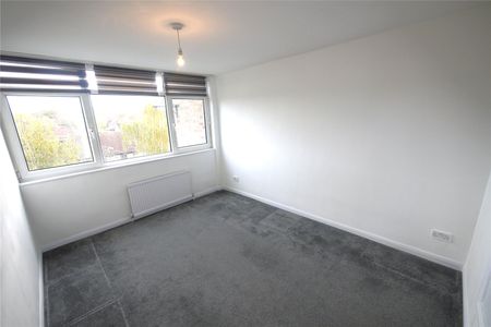 2 bedroom maisonette to rent - Photo 4