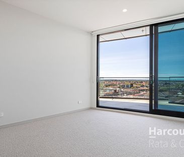 Modern Living with Convenience - Photo 2