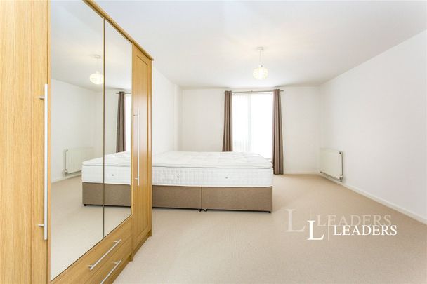 2 bedroom apartment to rent Marque House, 143 Hills Road, Cambridge, CB2 - Photo 1