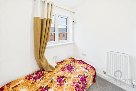 3 bedroom semi-detached house to rent - Photo 3