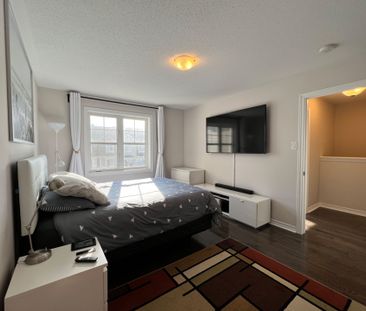 For Lease - 590 Foxlight Circle, Kanata, Ontario - Photo 3