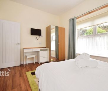 2 bedroom apartment to rent - Photo 6