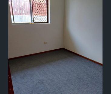 2 x 1 x 1 Unit - Photo 6