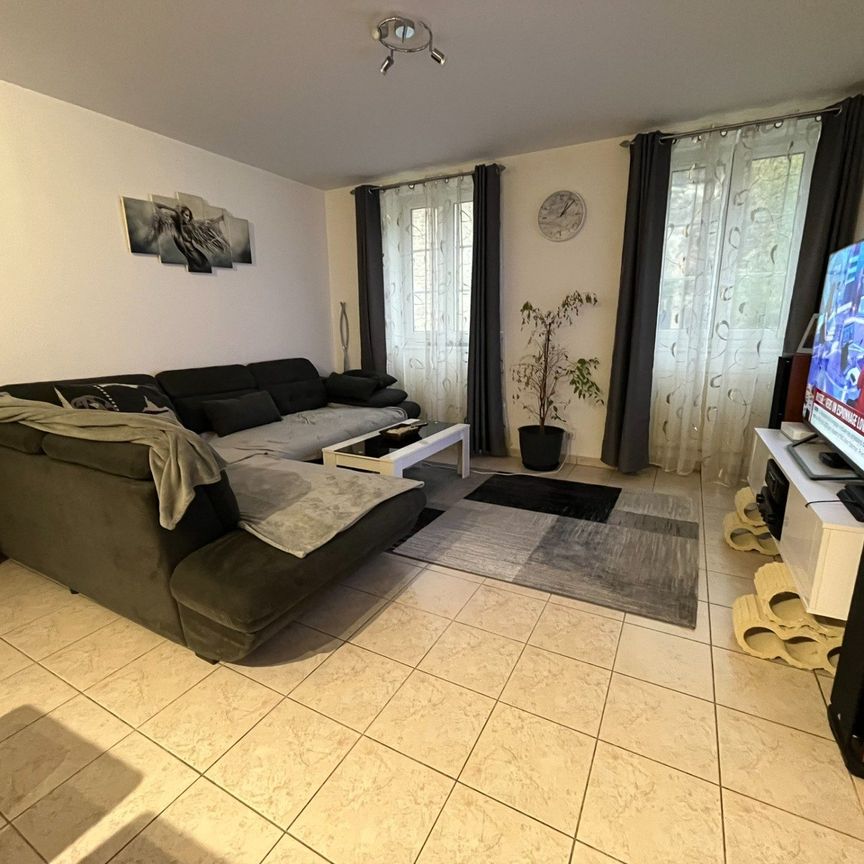 Location Appartement 3 pièces 64m² ST DONAT SUR L HERBASSE 26260 - Photo 1