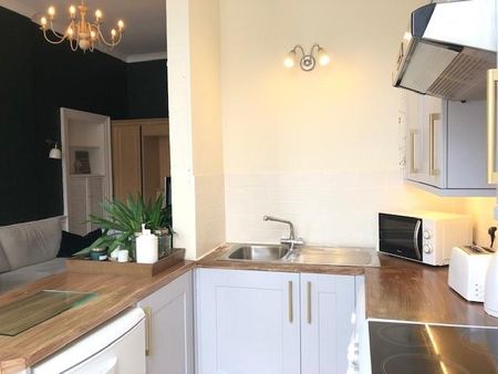 Studio to rent - Photo 2