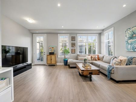 For Lease - 657 Cricklewood Drive Unit# 532, Mississauga, Ontario - Photo 3