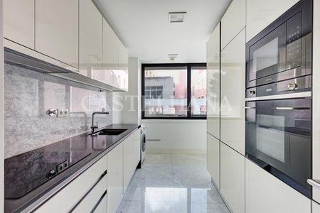 Apartamento T2 com garagem e jardim na Junqueira, Alcântara - Photo 3