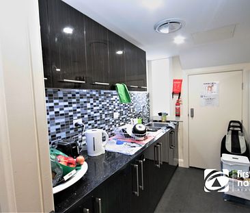 Room 2/19 Commercial Road, 3011, Footscray Vic - Photo 2