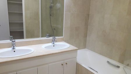 location Appartement T3 DE 75.5m² À MEUDON - Photo 4