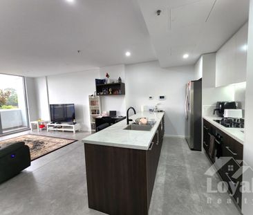 Modern Living and Convenient Location - Photo 2
