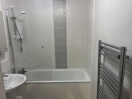 1 bedroom flat to rent - Photo 3