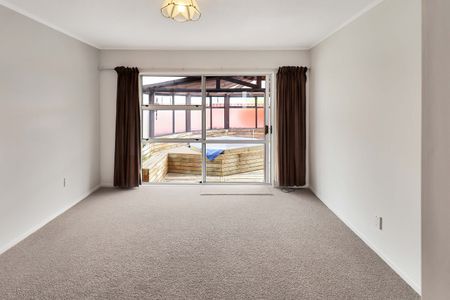 Brooklyn Living - Photo 2