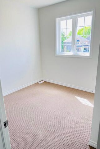 For Lease - 16 Hashmi Place, Brampton, Ontario - Photo 4