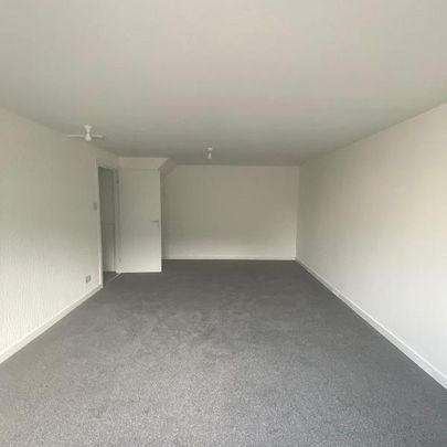 3 bedroom maisonette to rent - Photo 1