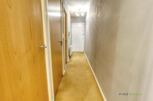 2 BEDROOM Apartment - First Floor - Photo 2