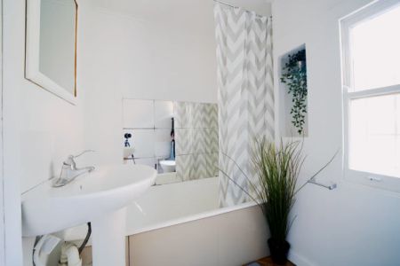 107 Fizroy, Sydney - Photo 5