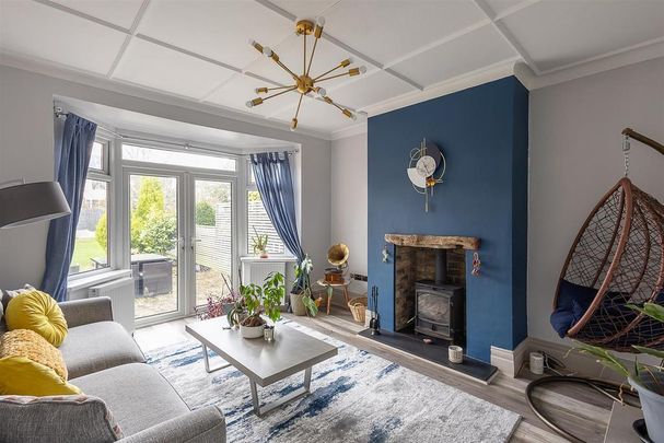 4 bedroom semi-detached house to rent - Photo 1