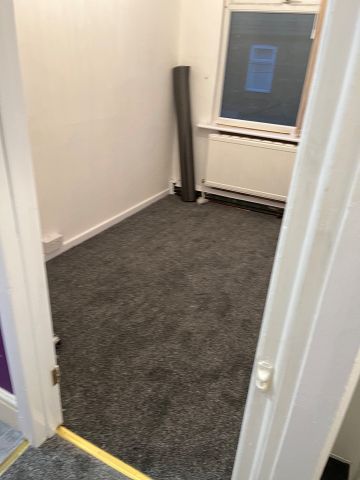 2 Bed Terraced House, Falkland Street, CH41 - Photo 4