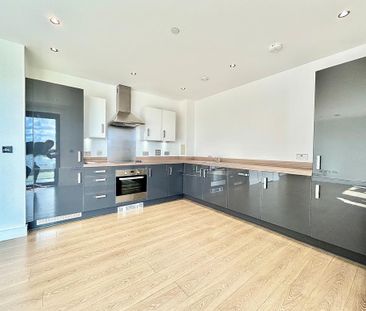 2 bedroom flat to rent - Photo 3