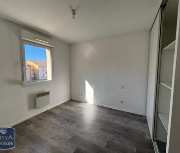 Location Appartement 3 pièces 63m² GRAULHET 81300 - Photo 2