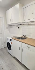 1 bedroom Property To Let Total Size: 1113 SQ FT - Photo 4