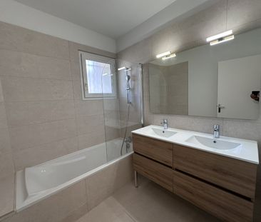 Location Maison 4 pièces 74m² MAUGUIO 34130 - Photo 4