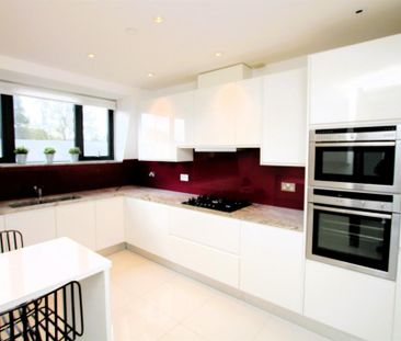3 bedroom apartment to rent - Photo 3