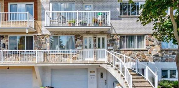 5 1/2 ANJOU - Photo 2