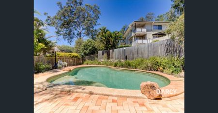 Tranquil Inner City Townhouse - Photo 4