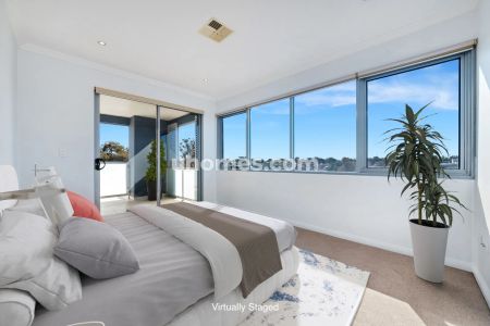 3Bedrooms, 2Bathrooms - Photo 2