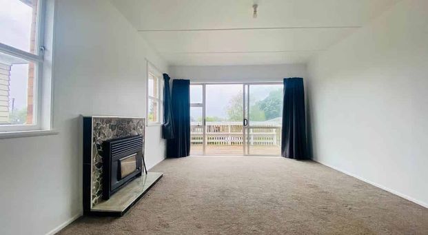 Cosy and Inviting Family Home - Photo 1