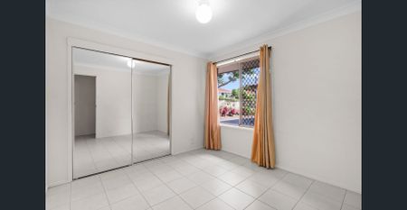 A charming house perfect for families or those seeking a peaceful retreat. - Photo 4