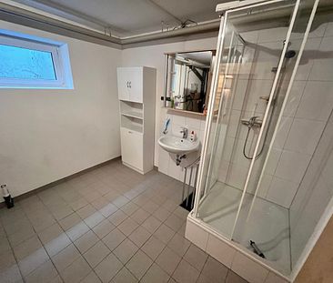 Schönes, großzügiges Einfamilienhaus in begehrter Wohnlage mit Doppelgarage zu vermieten - Foto 1