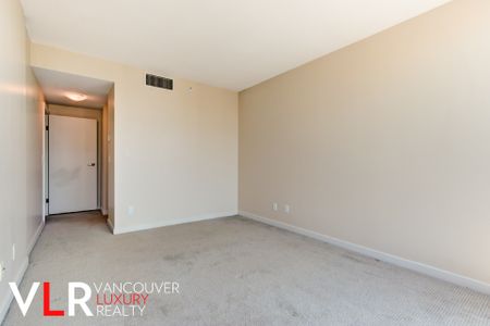 #1303 - 1790 Bayshore Drive - Photo 4